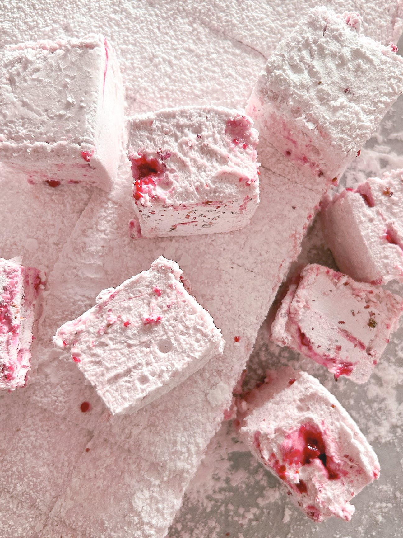 Omnomms - Raspberry & Rose Marshmallows