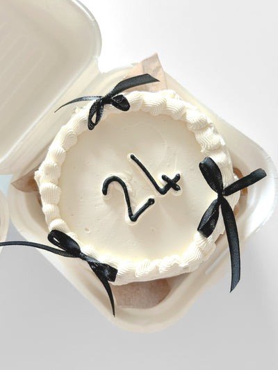 Black & White Lunch Box Cake